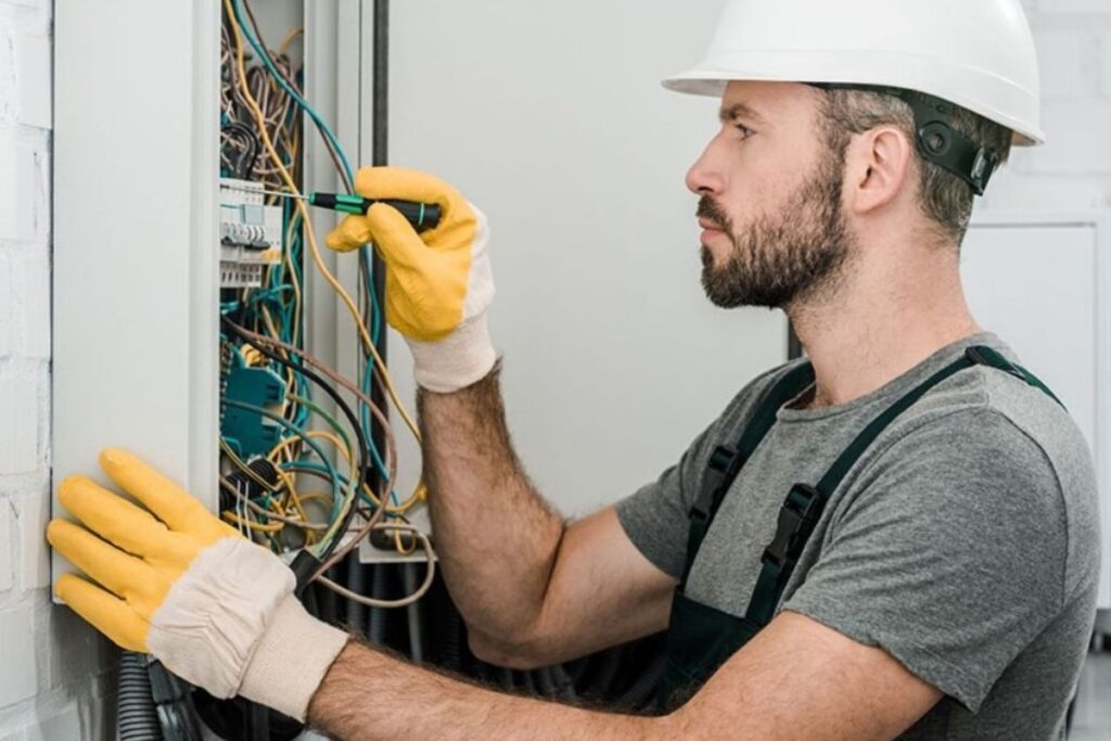 شركة فحص الكابلات الكهربائية للفلل