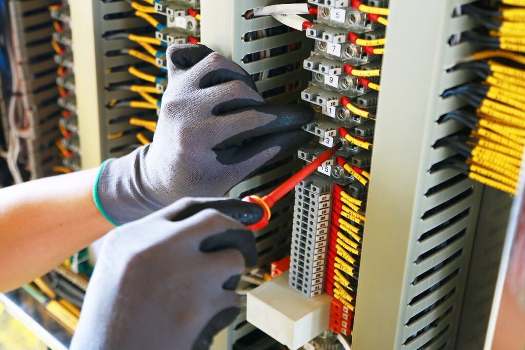 جهاز كشف انقطاع الكهرباء