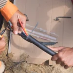 ما هي أجهزة فحص كابلات الكهرباء الأرضية؟ وما الخطوات المتبعة للفحص؟