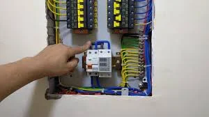 لوحة كهرباء منزلية