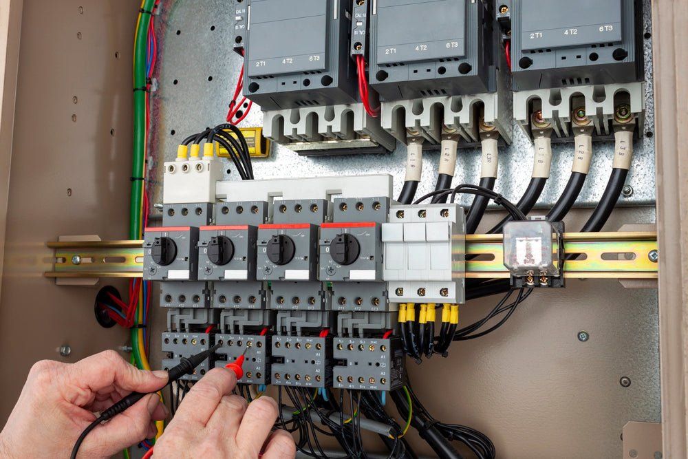 رقم اعطال الكهرباء